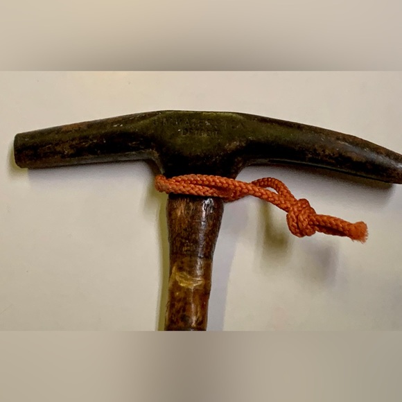 Early 20th Century Antique JM WATERSON DETROIT Leather Upholstery Tack Hammer - Picture 16 of 16